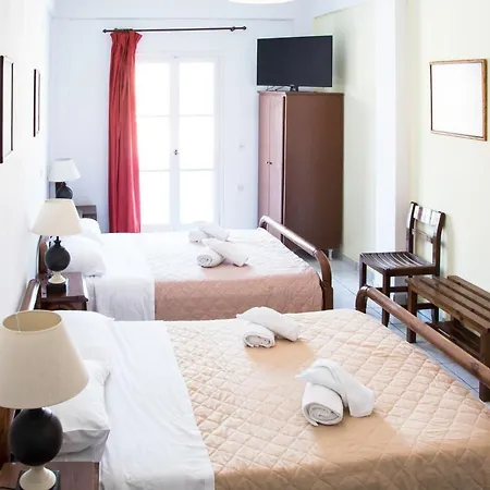 Stellas Guest House *